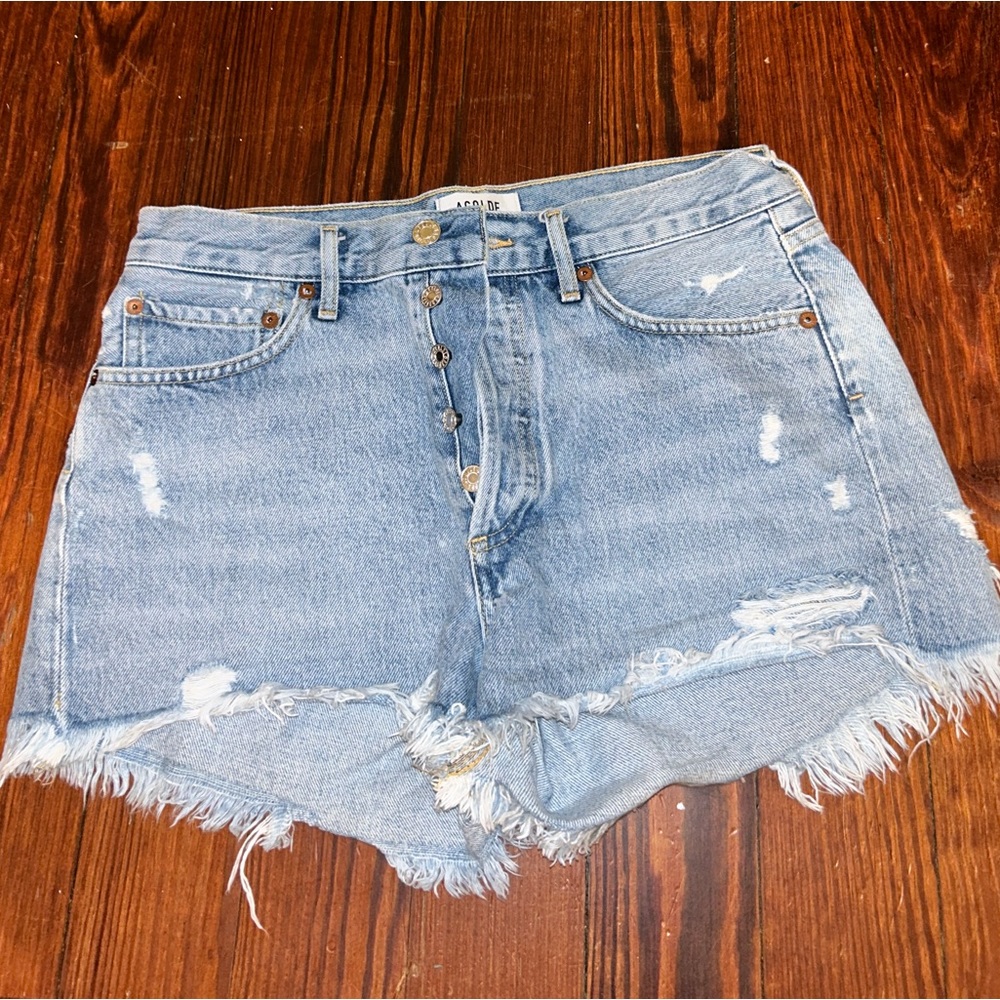 Agolde Parker shorts in color Swapmeet size 26!